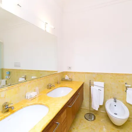 Eliana Hotel Península Sorrentina